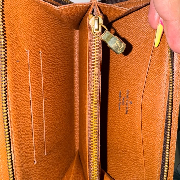 Louis Vuitton Porte Monaie Wallet - Picture 5 of 7